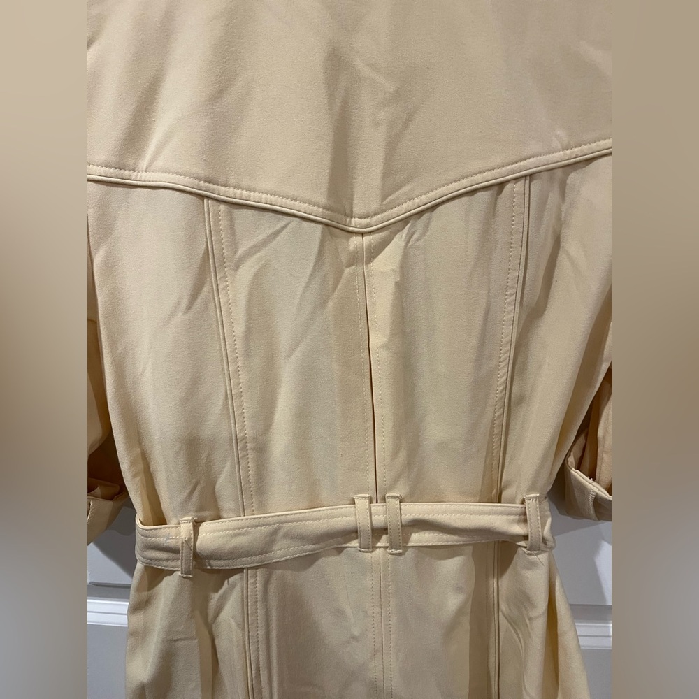 Sharagano Women’s Lightweight Trenchcoat Size 10 - Picture 5 of 7